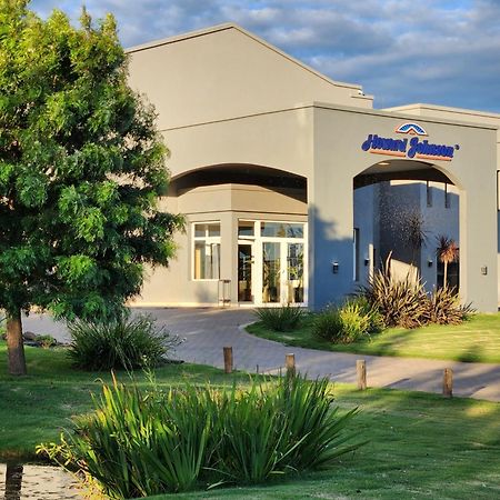 Howard Johnson Hotel & Resort フネス エクステリア 写真
