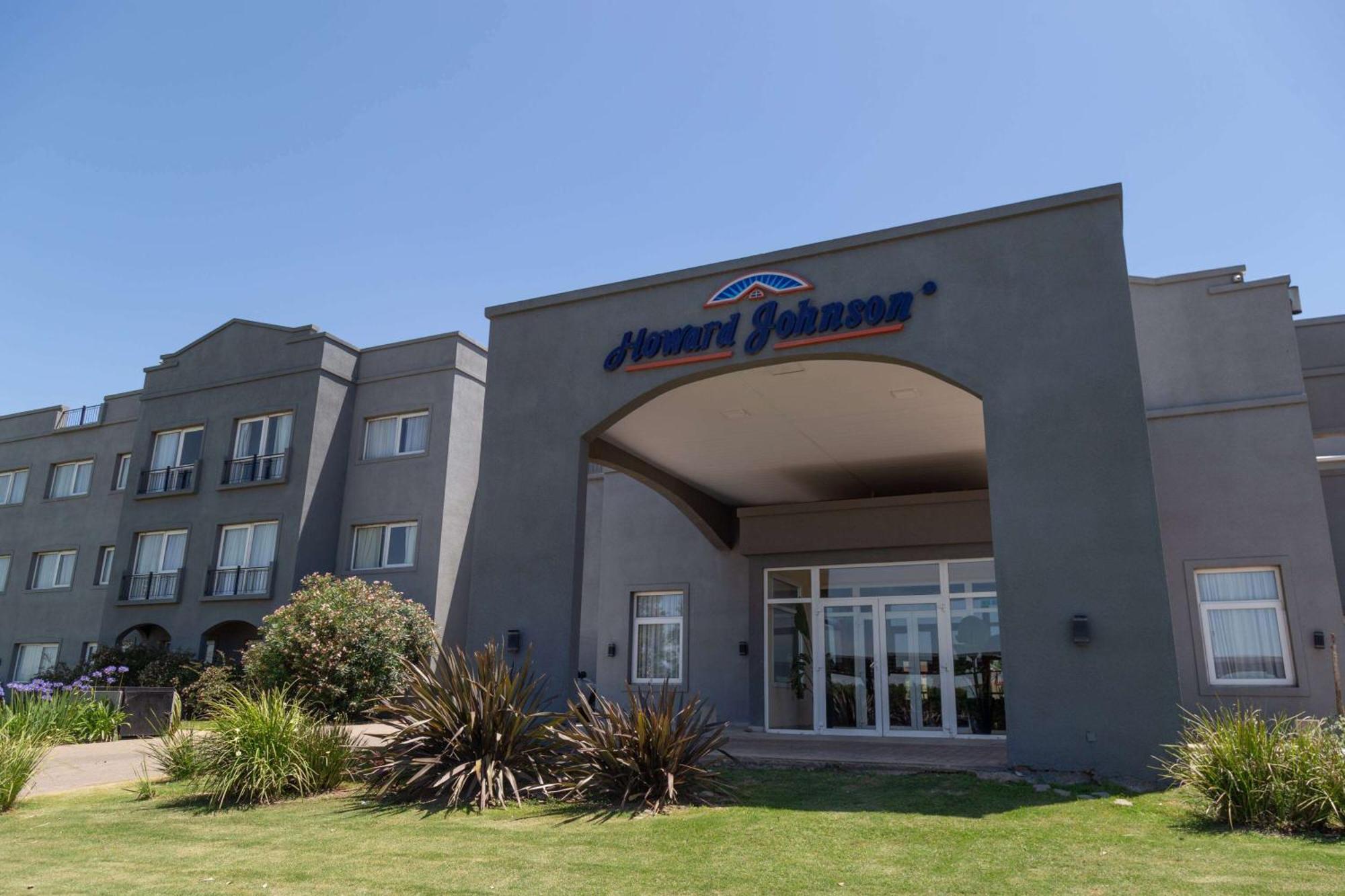 Howard Johnson Hotel & Resort フネス エクステリア 写真